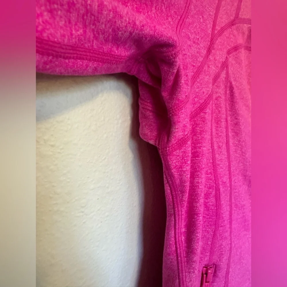 Lululemon Define Jacket Full Zip Heathered Bright Pink Size 10 EUC - Picture 9 of 9